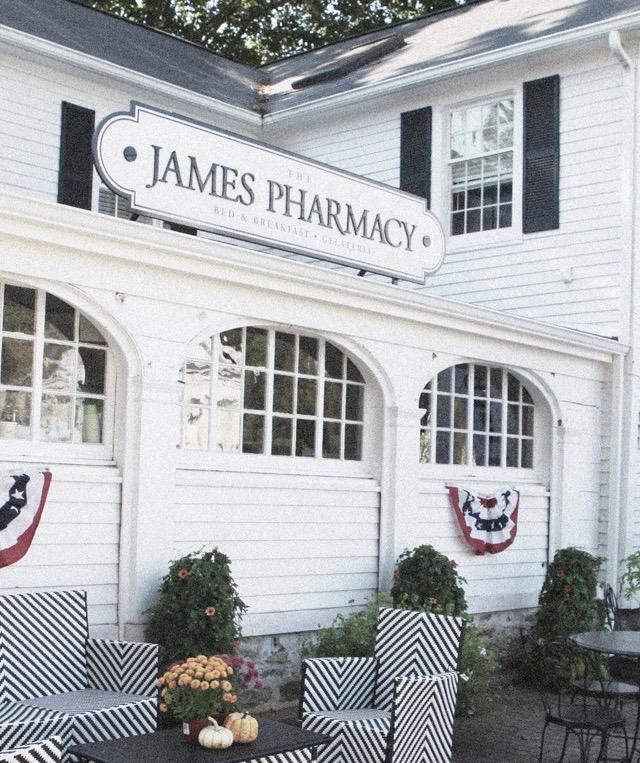 The James Pharmacy Bed & Breakfast And Gelateria Old Saybrook Exterior photo